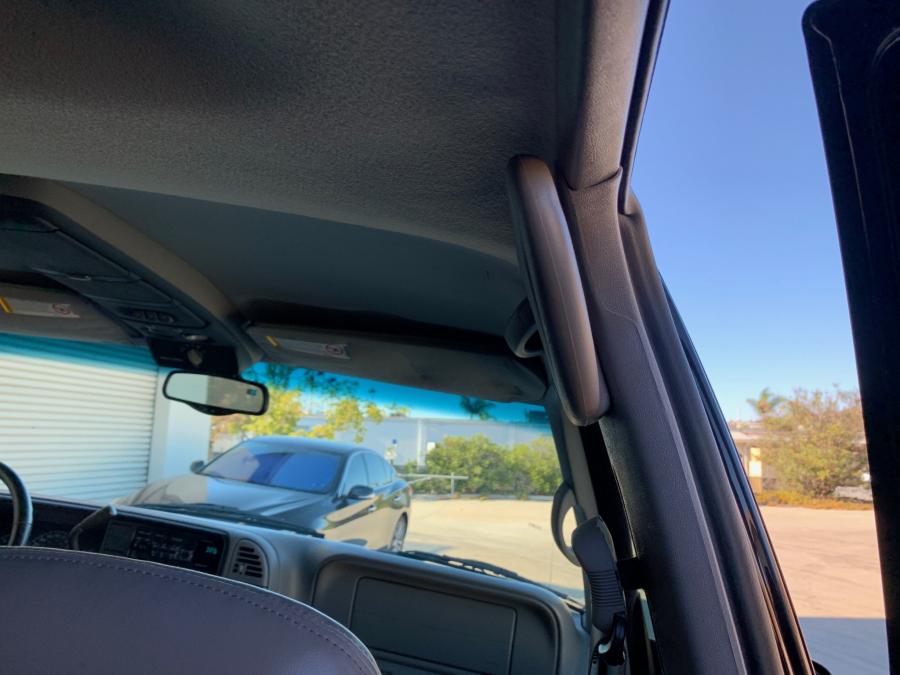 Детали интерьера Chevrolet Tahoe Limited (GMT840) 2000 года  (фото 149 из 233)